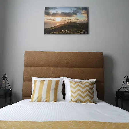 Bruma Apartment *